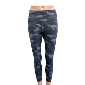 ATHLETA Gray Camouflage Print Leggings Pockets S